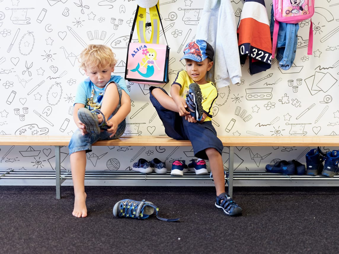 Kindertagesstätte KiTa Luuszapfe ist gleich neben der Betagtenzentrum Emmen AG.