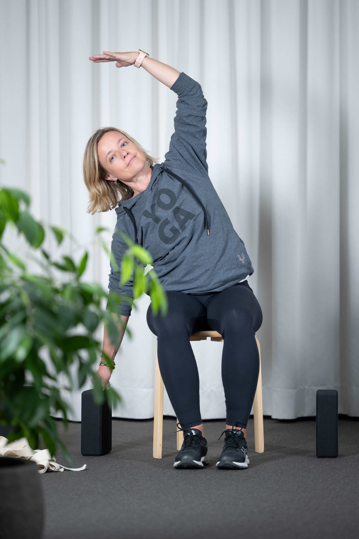 Yoga als Bewegungsmöglichkeit bei der BZE AG.